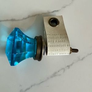 Anthropologie drawer pull